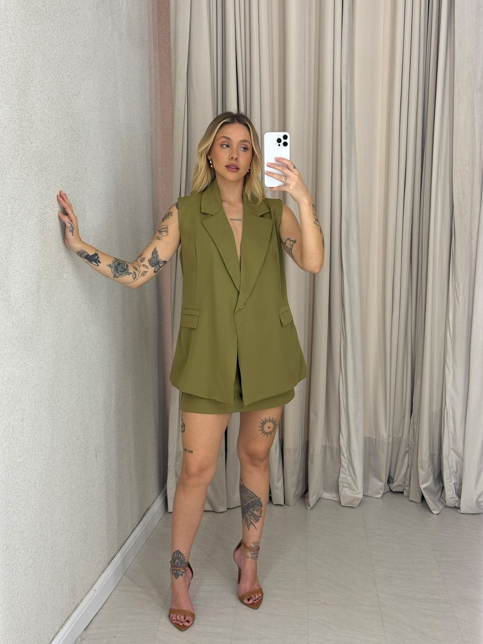 CONJUNTO IVANA SHORT SAIA VERDE