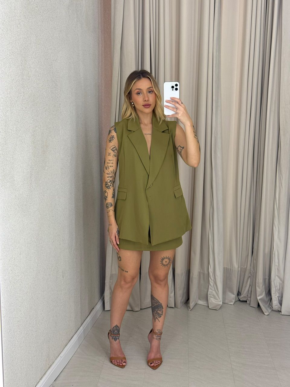 CONJUNTO IVANA SHORT SAIA VERDE