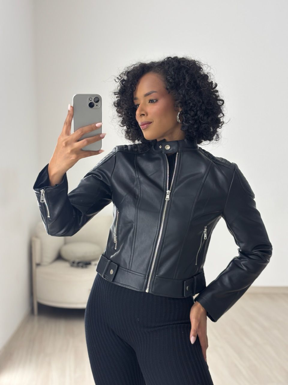 JAQUETA LILIAN COURO FAKE PRETO