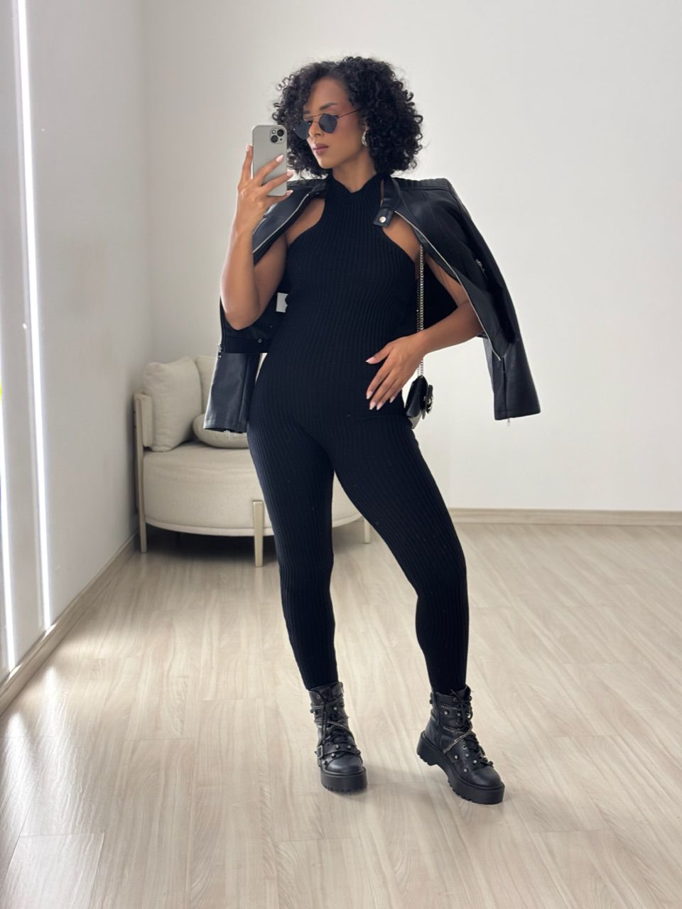 MACACÃO PALOMA FRENTE ÚNICA PRETO