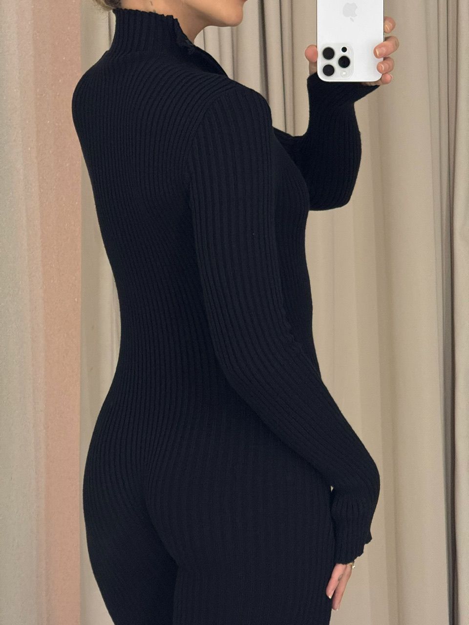 MACACÃO ADRIANE TRICOT preto