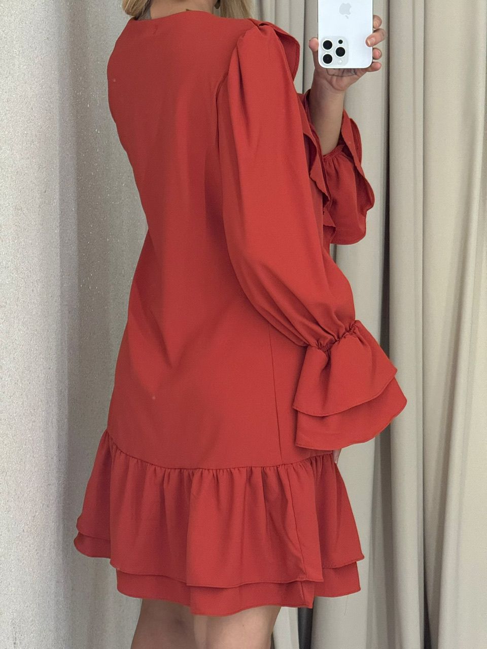 VESTIDO CELIANE BABADOS TELHA