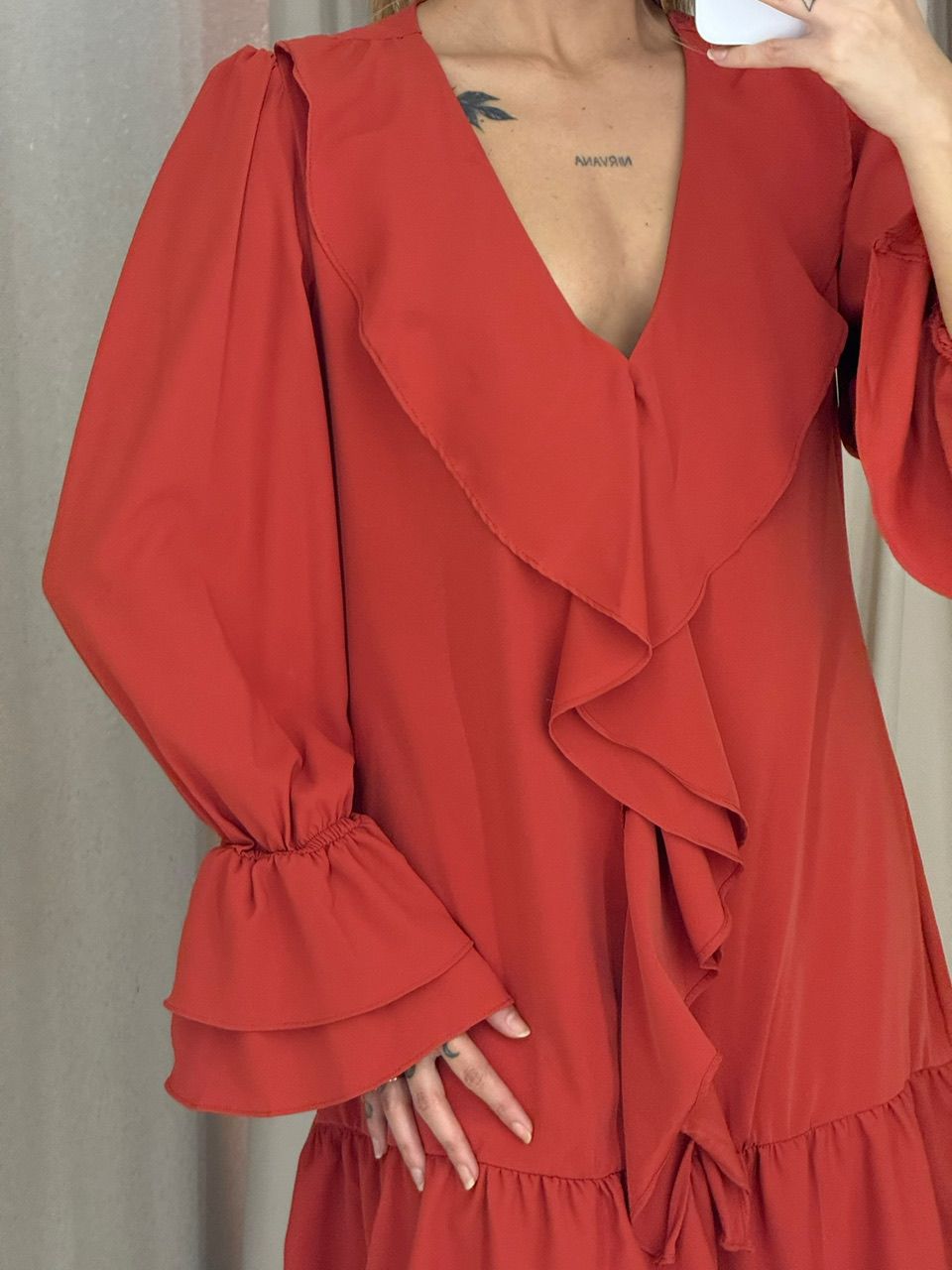 VESTIDO CELIANE BABADOS TELHA