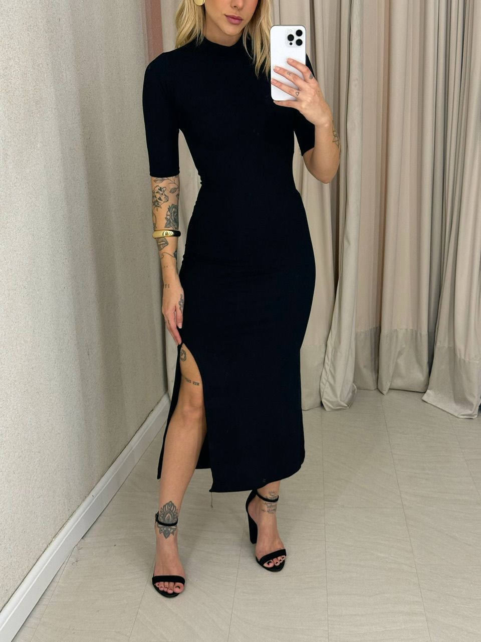VESTIDO MARY FENDA PRETO