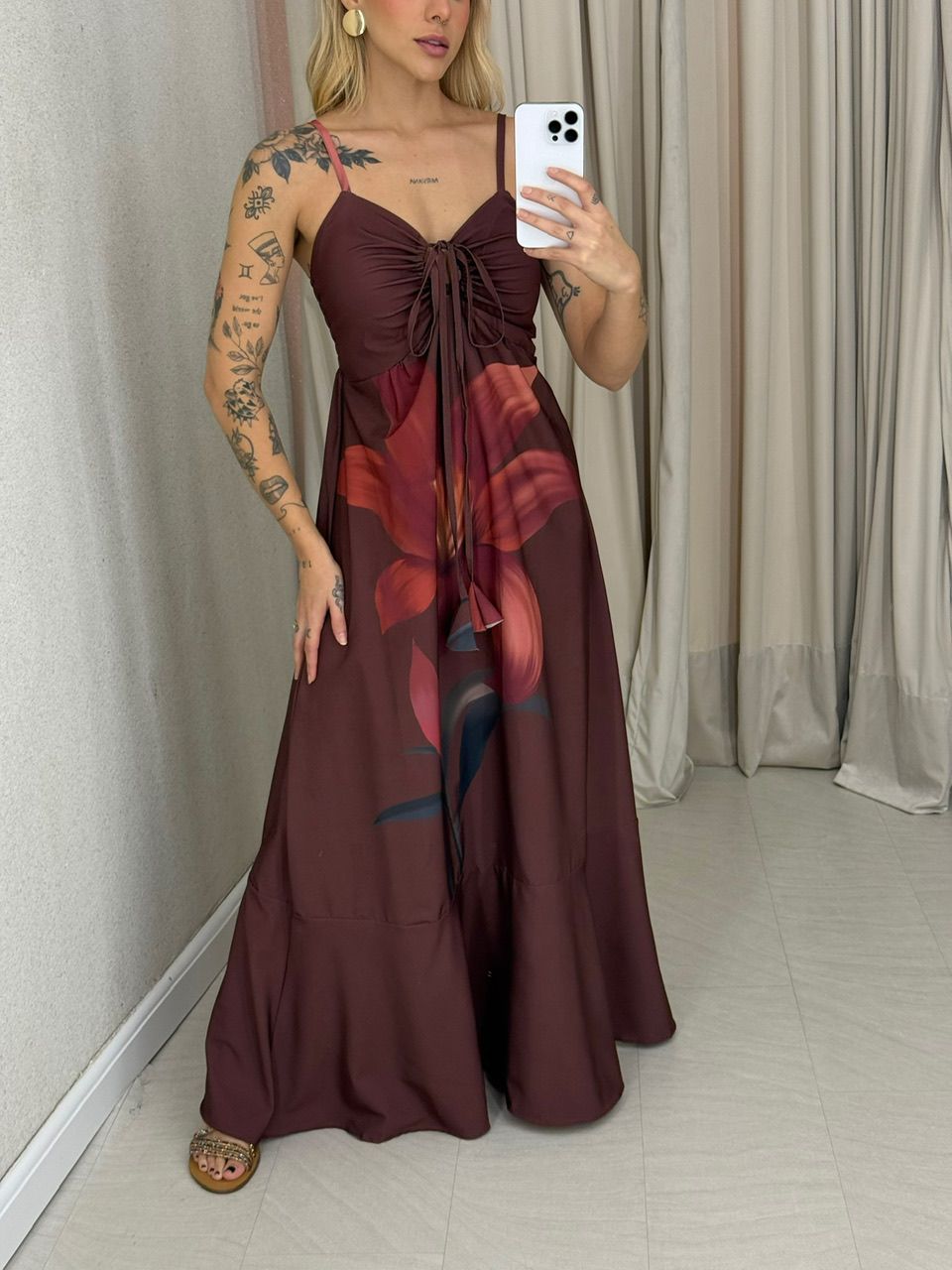 VESTIDO NÍDIA FLOR MARROM