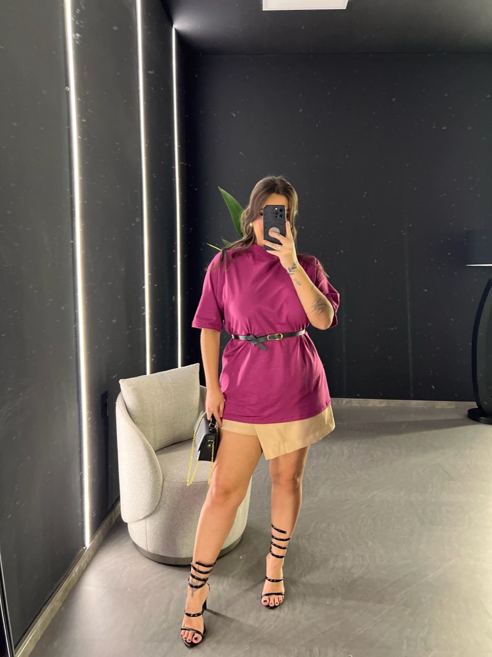 CAMISETÃO AMORA BÁSICO FUCSIA