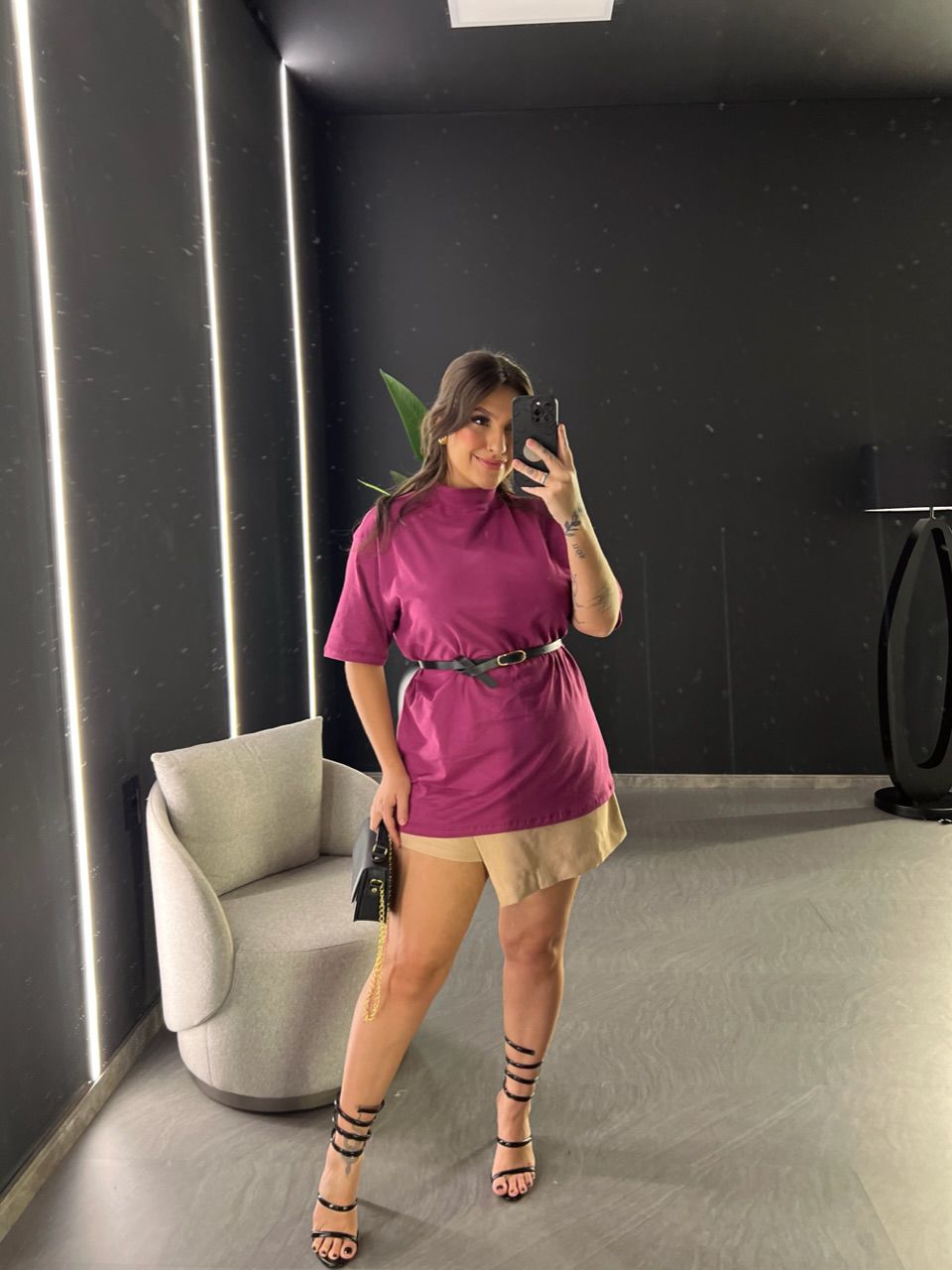 CAMISETÃO AMORA BÁSICO FUCSIA