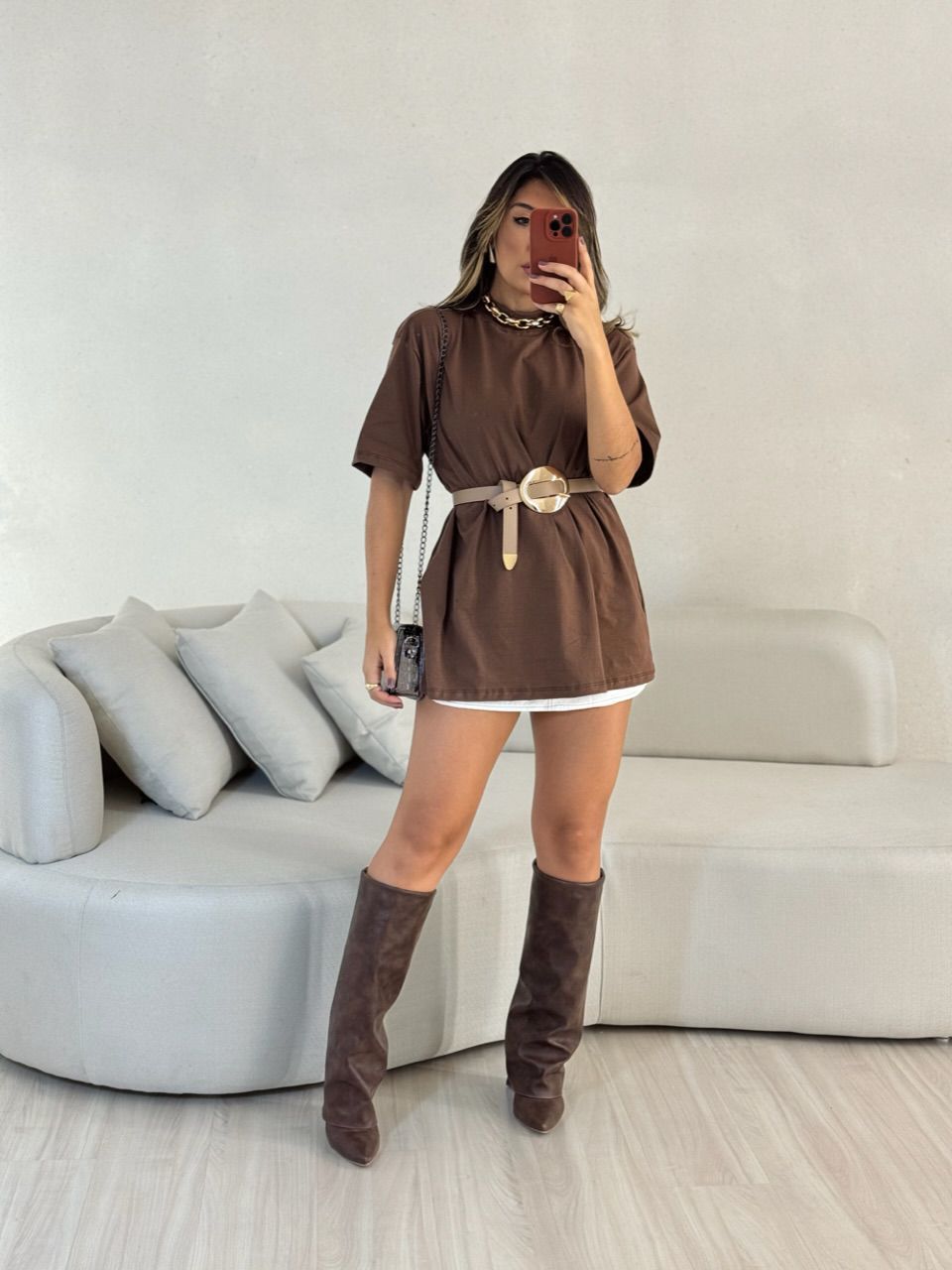CAMISETÃO AMORA BÁSICO MARROM