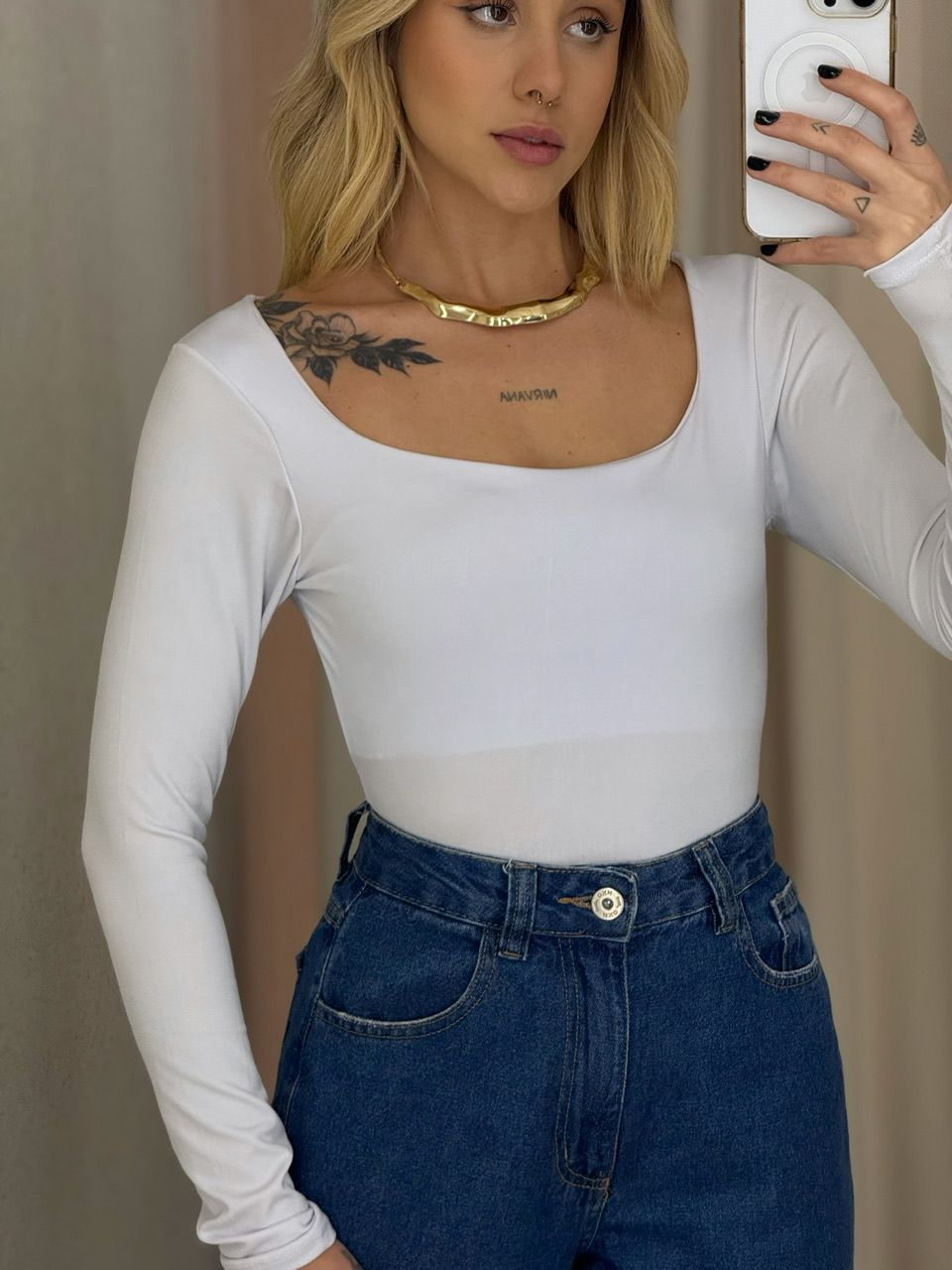 BODY BRUNA DECOTE QUADRADO OFF - 0065340048 - CAROLLA FERRARO