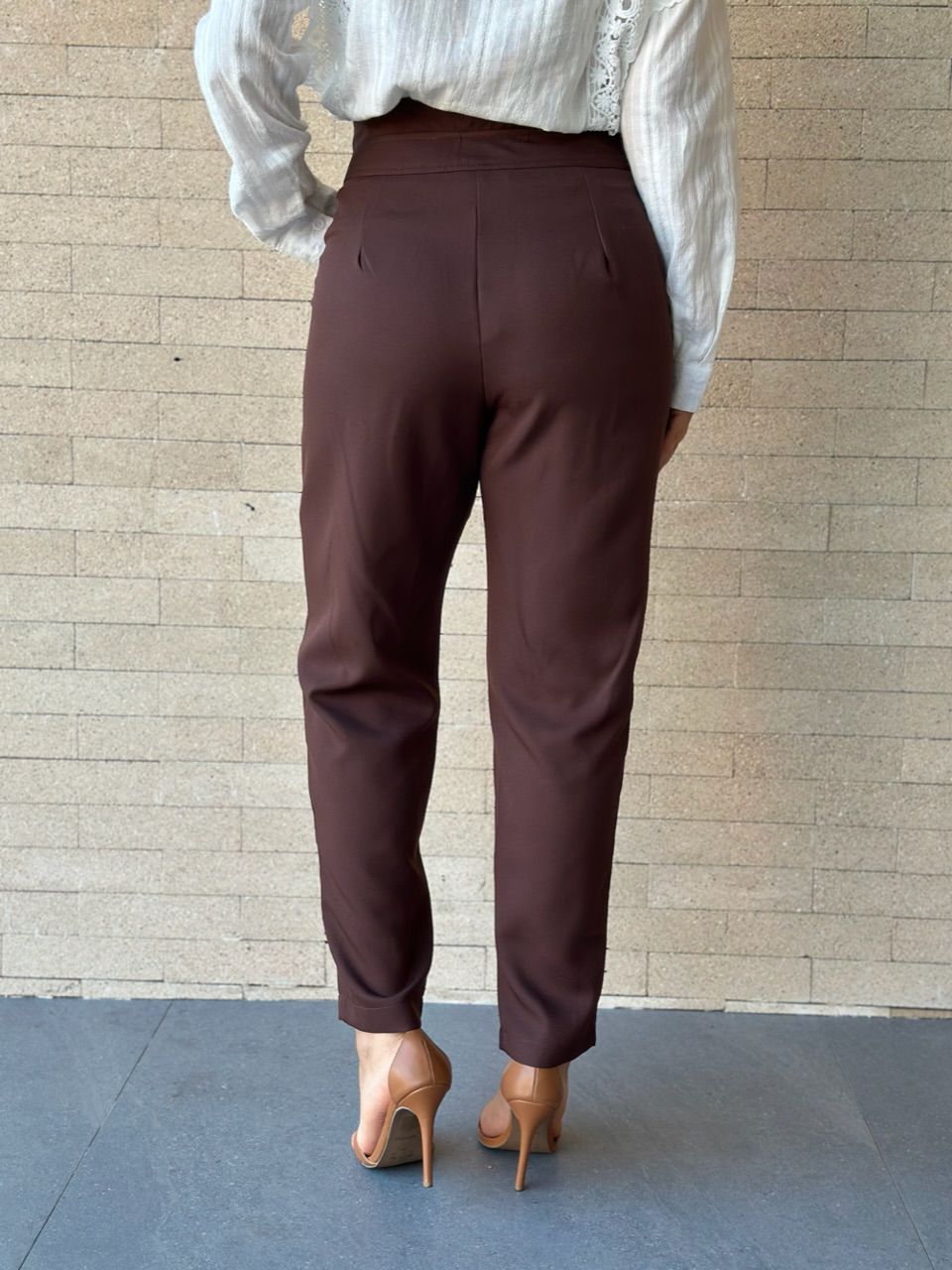 CALÇA ANDREZA SKINNY MARROM