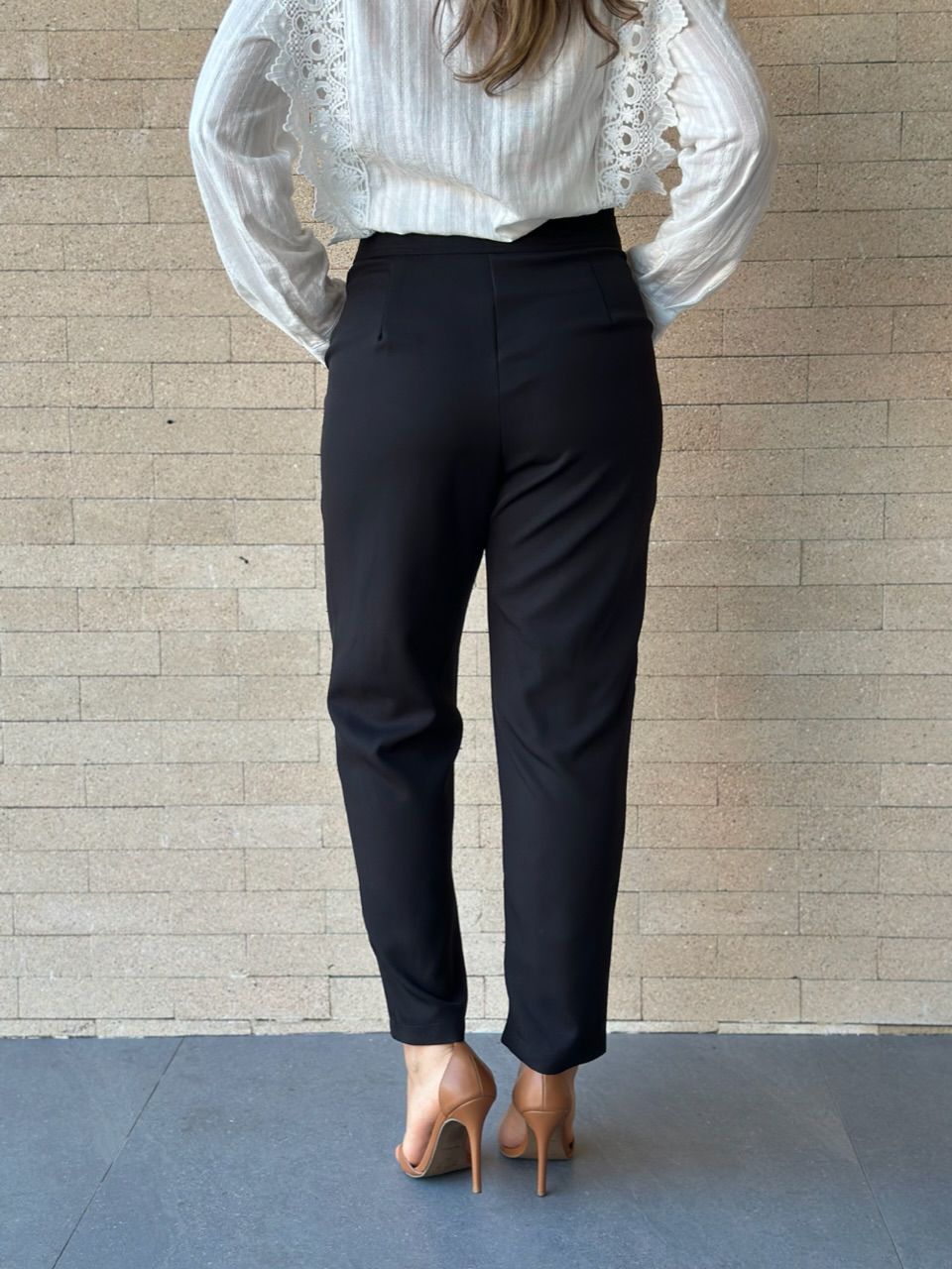 CALÇA ANDREZA SKINNY PRETA