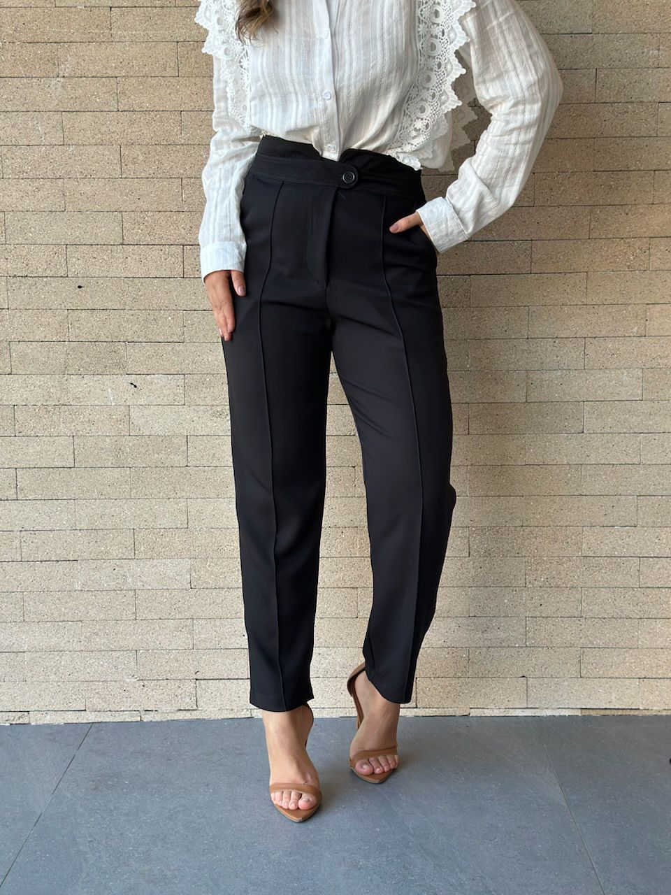 CALÇA ANDREZA SKINNY PRETA