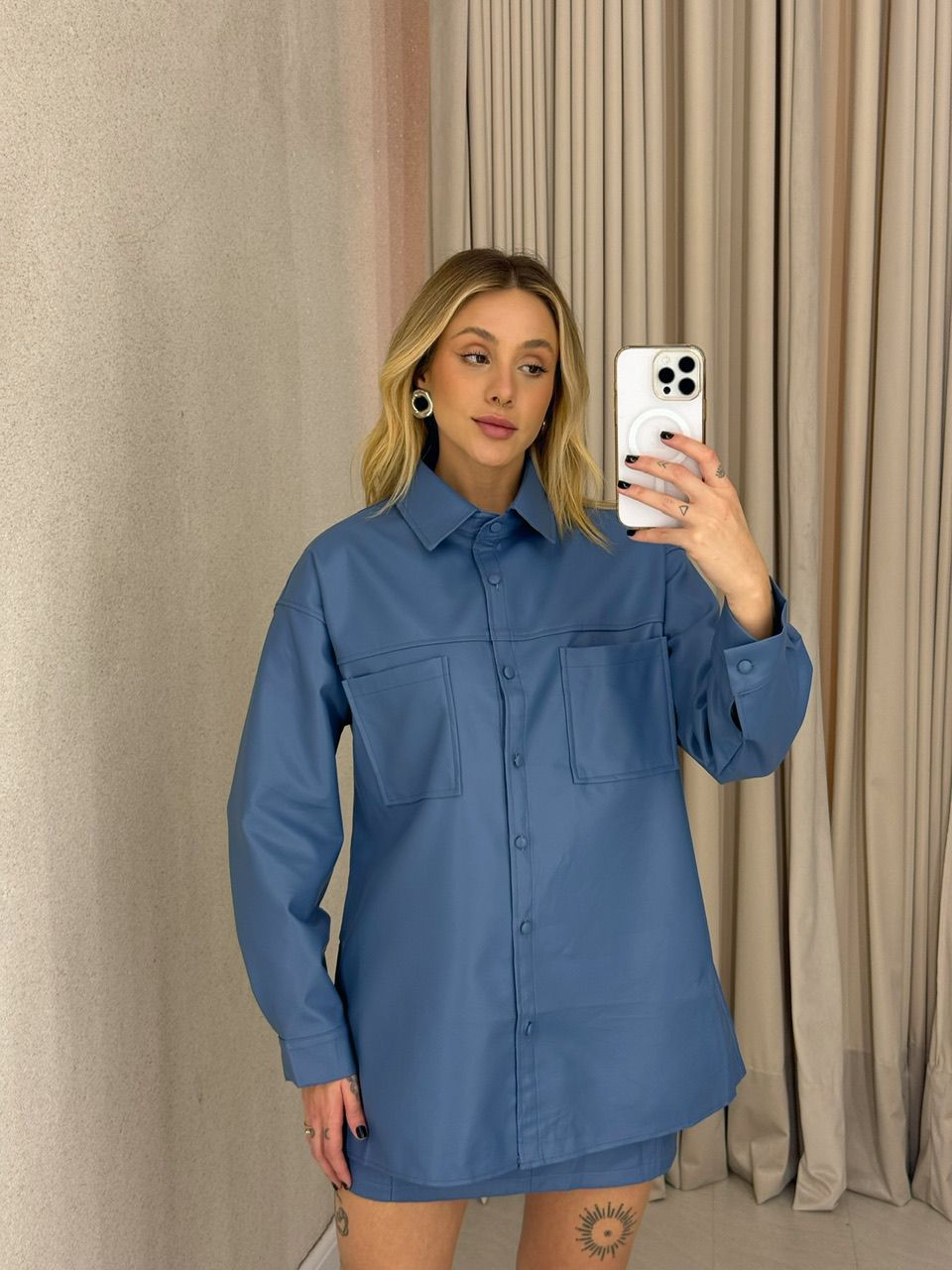 CAMISA DAFNE COURO FAKE AZUL