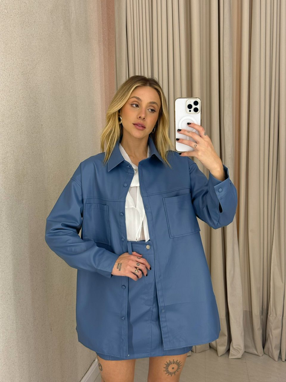 CAMISA DAFNE COURO FAKE AZUL
