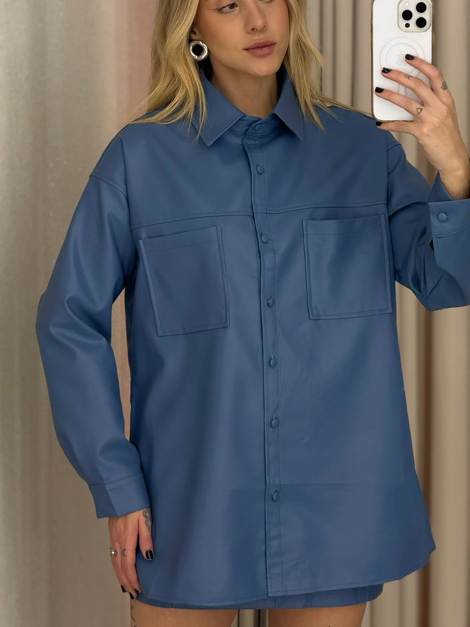 CAMISA DAFNE COURO FAKE AZUL