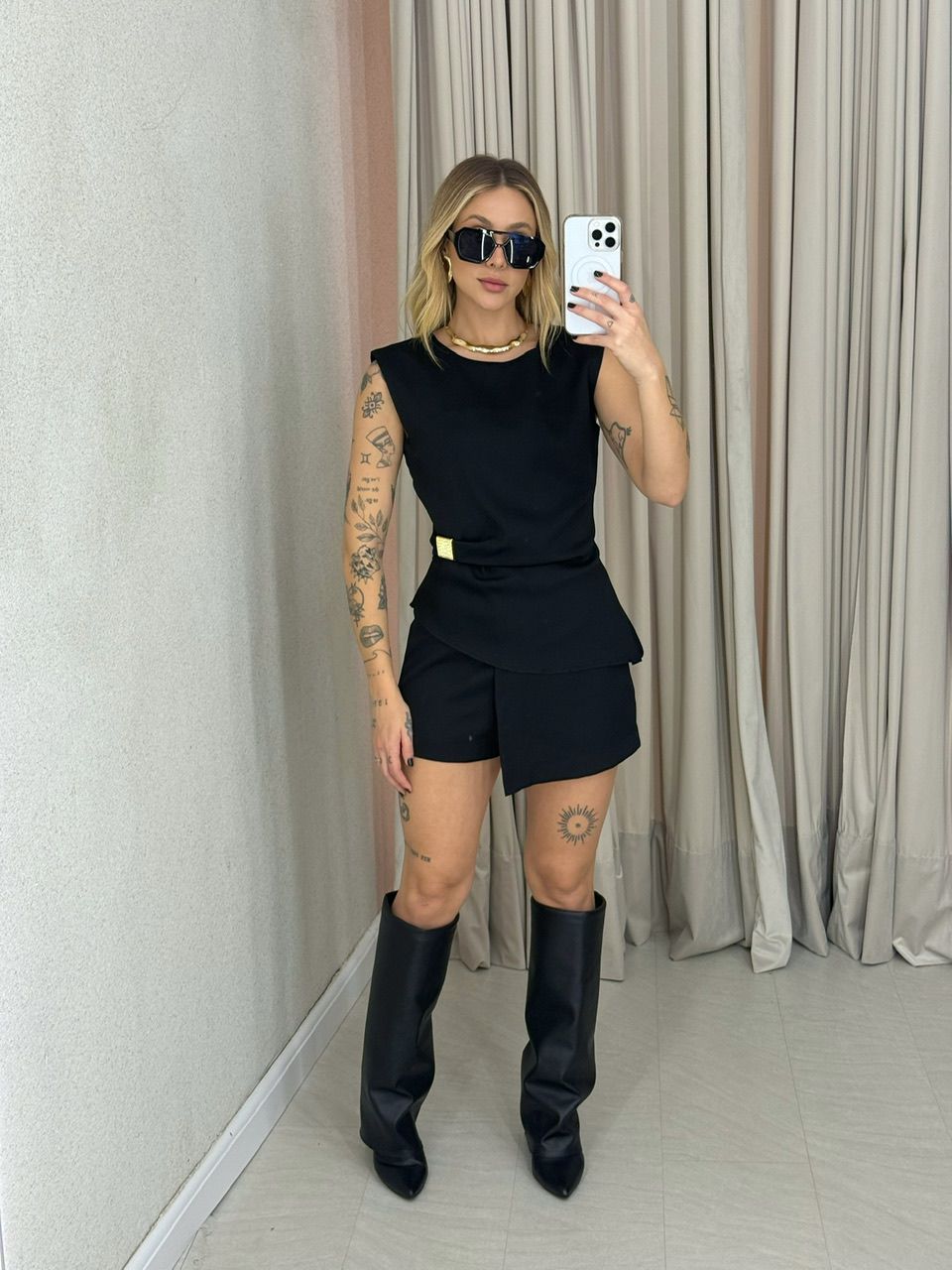 CONJUNTO PENELOPE SHORT SAIA PRETA - 0065240033 - CAROLLA FERRARO