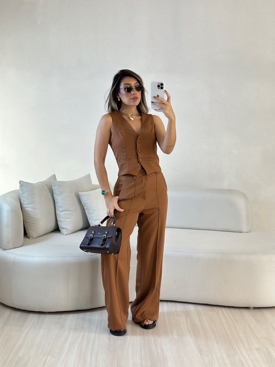 CONJUNTO COLETE COM CALÇA MARROM - 0053830054 - CAROLLA FERRARO