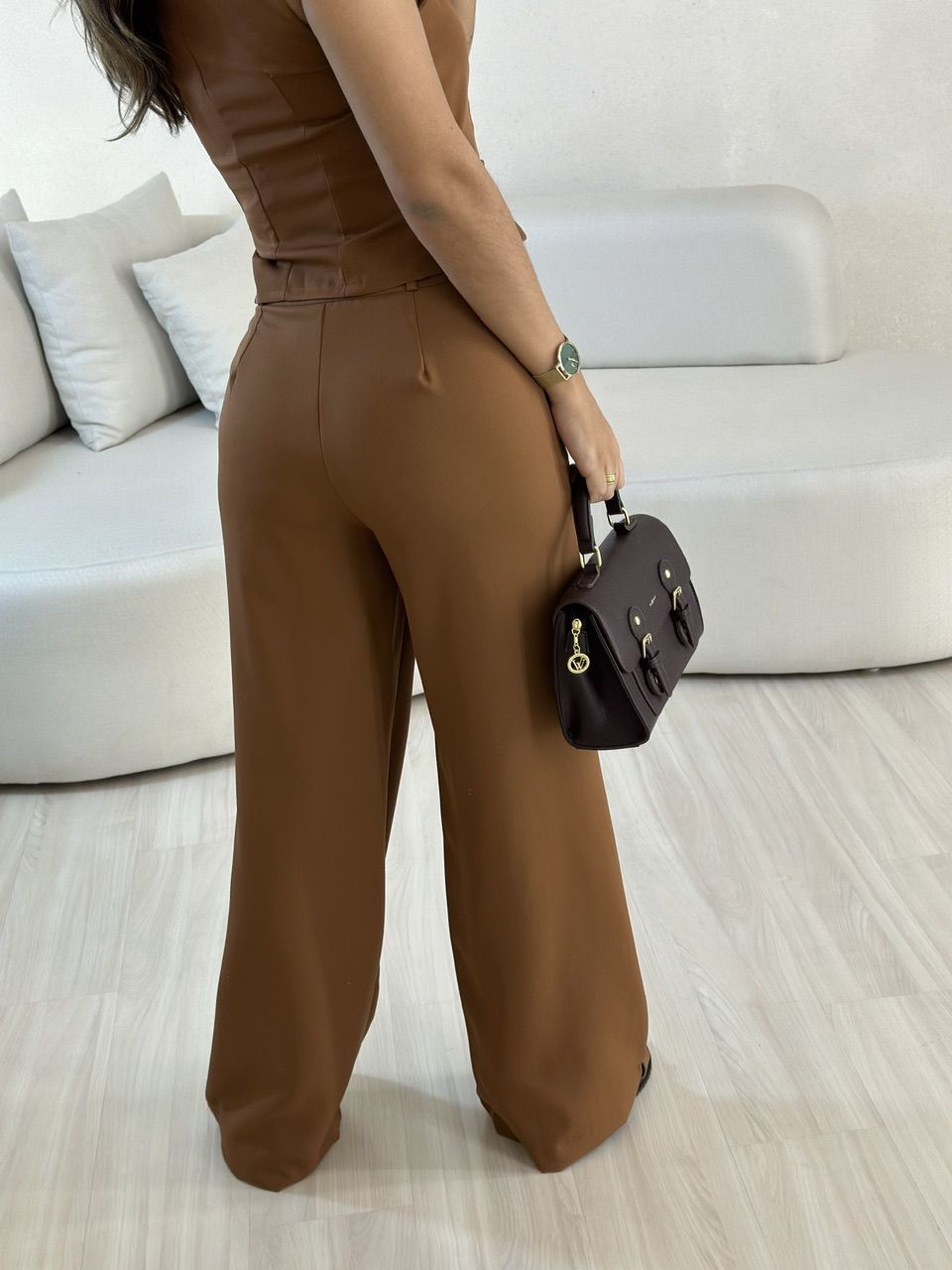 CONJUNTO COLETE COM CALÇA MARROM