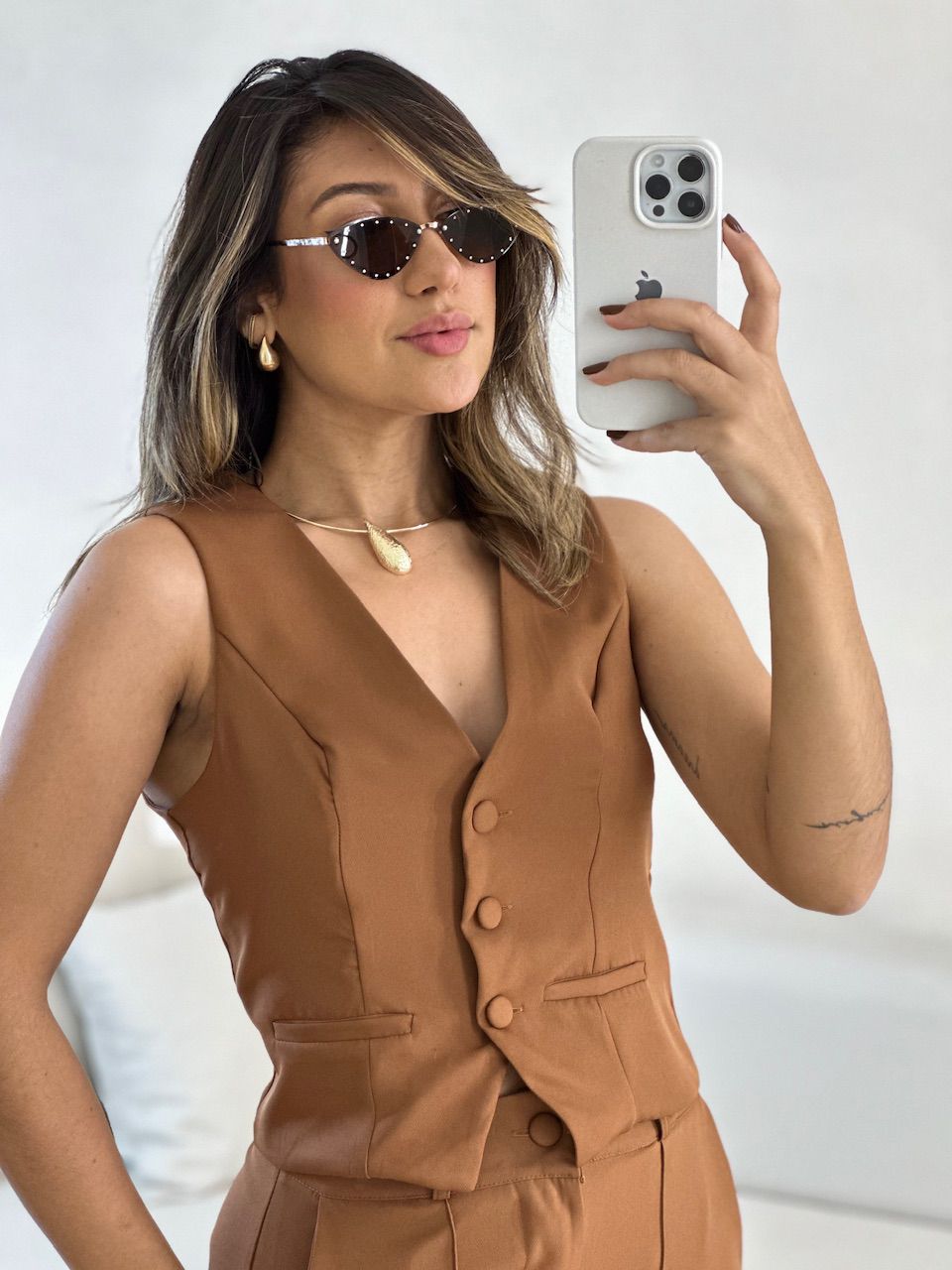 CONJUNTO COLETE COM CALÇA MARROM