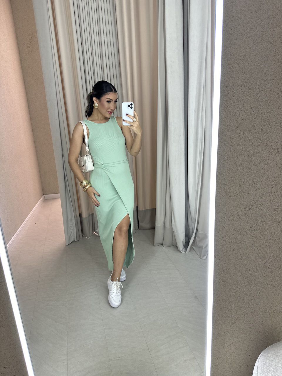 VESTIDO SELMA CAVADO BABY GREEN