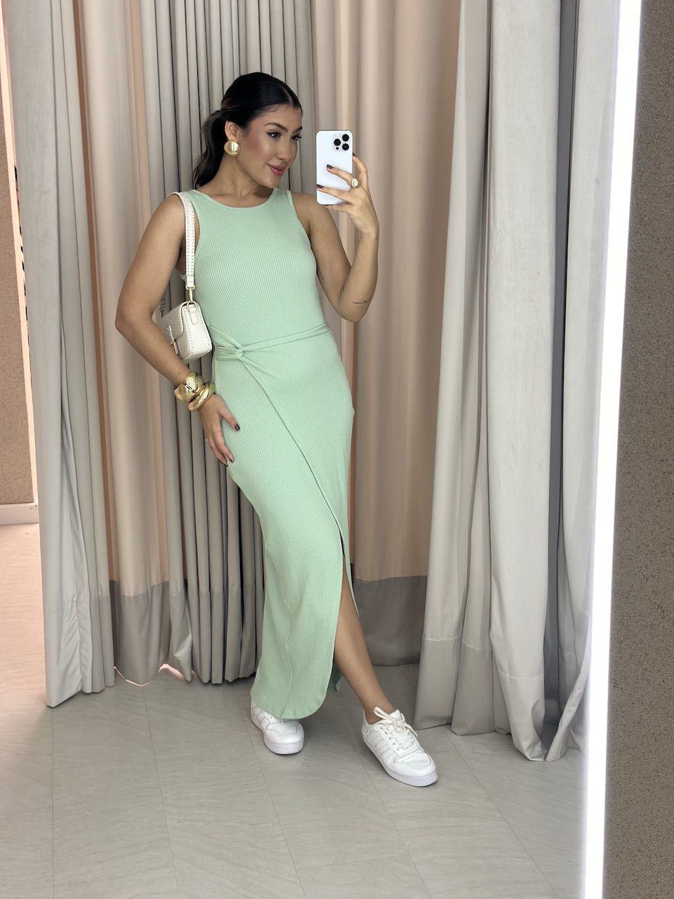 VESTIDO SELMA CAVADO BABY GREEN
