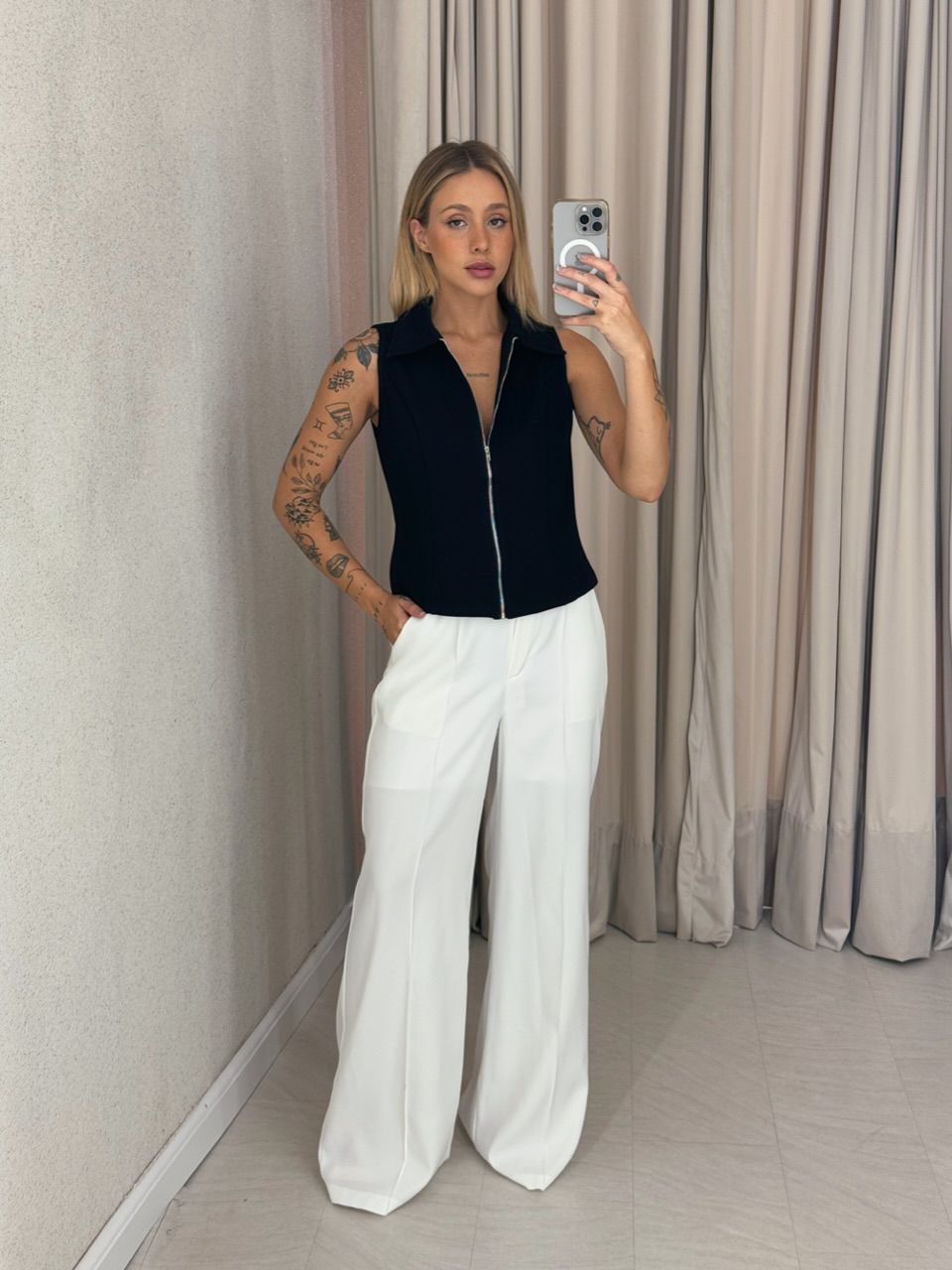 BLUSA ANALU ZÍPER PRETA