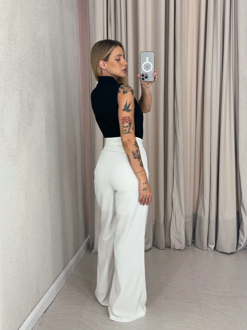 BLUSA ANALU ZÍPER PRETA