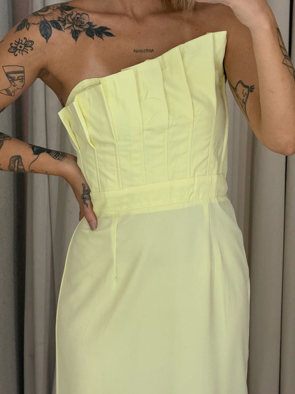 VESTIDO AMÁLIA TOMARA QUE CAIA YELLOW BUTTER