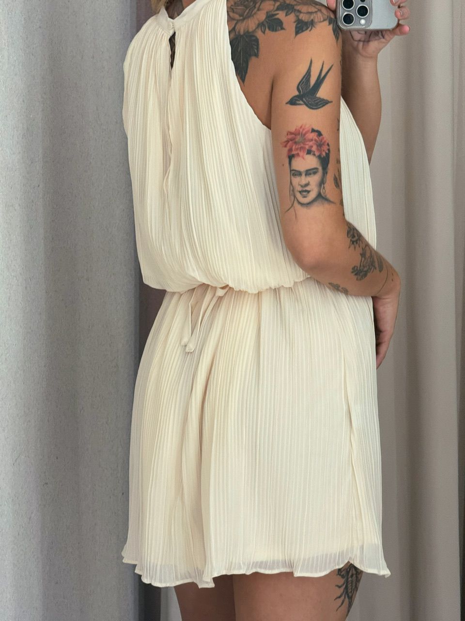 VESTIDO MARIA ELISA PLISSADO MARFIM
