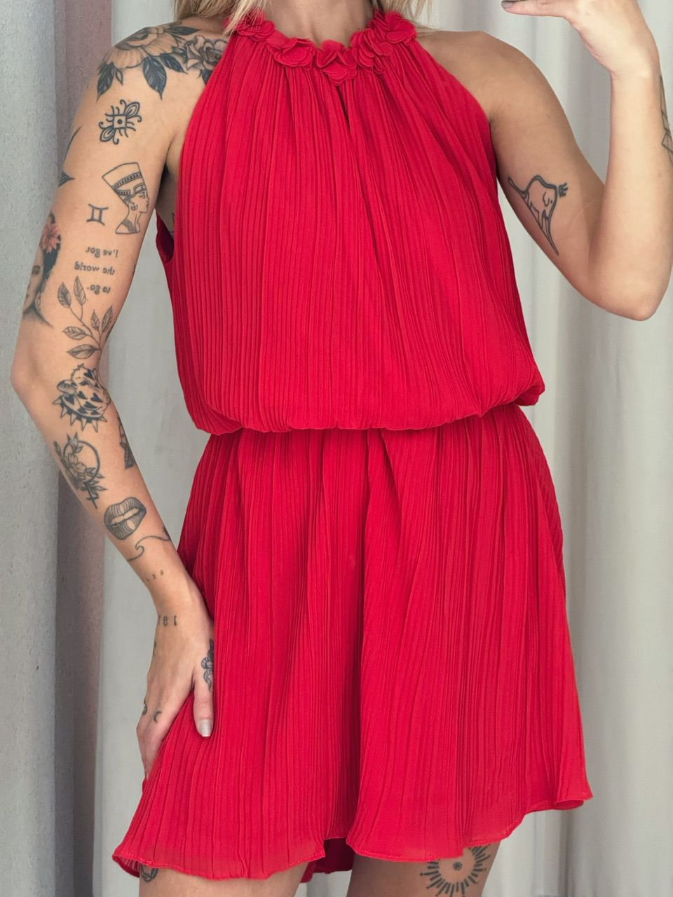VESTIDO MARIA ELISA PLISSADO VERMELHO