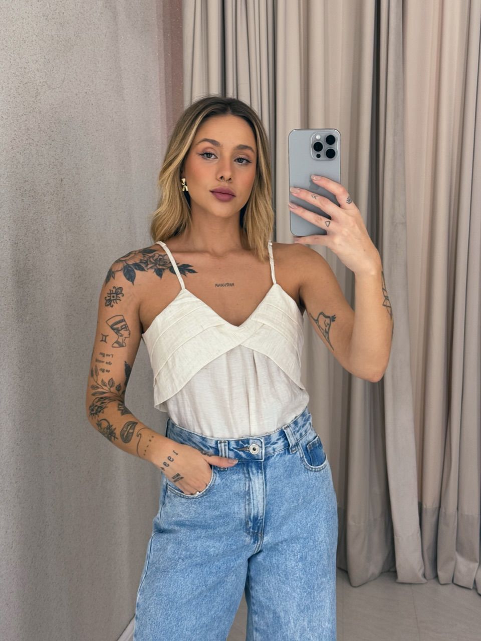 BLUSA VIVIANE ALÇA CRU - 0060960132 - CAROLLA FERRARO