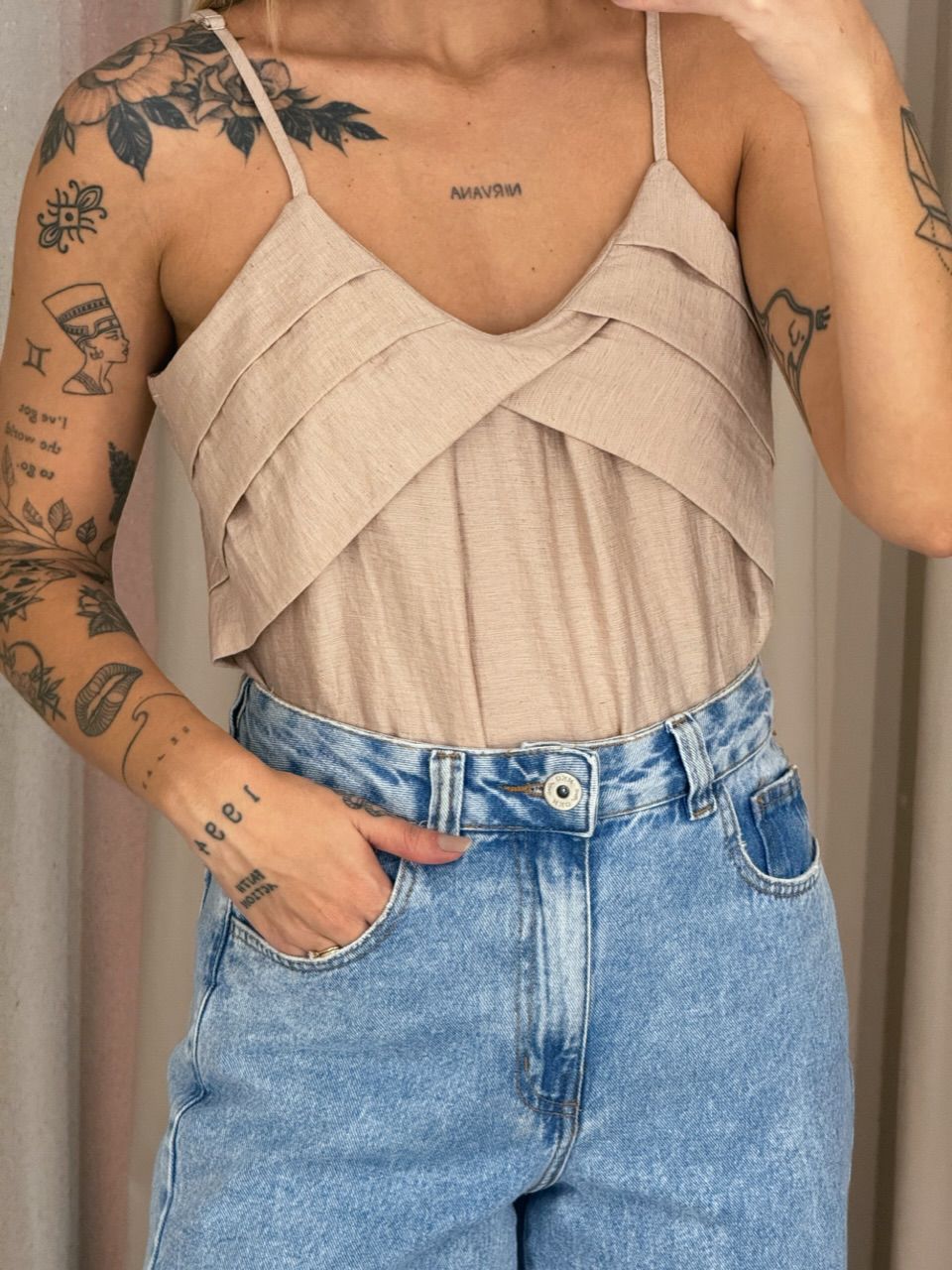 BLUSA VIVIANE ALÇA NUDE