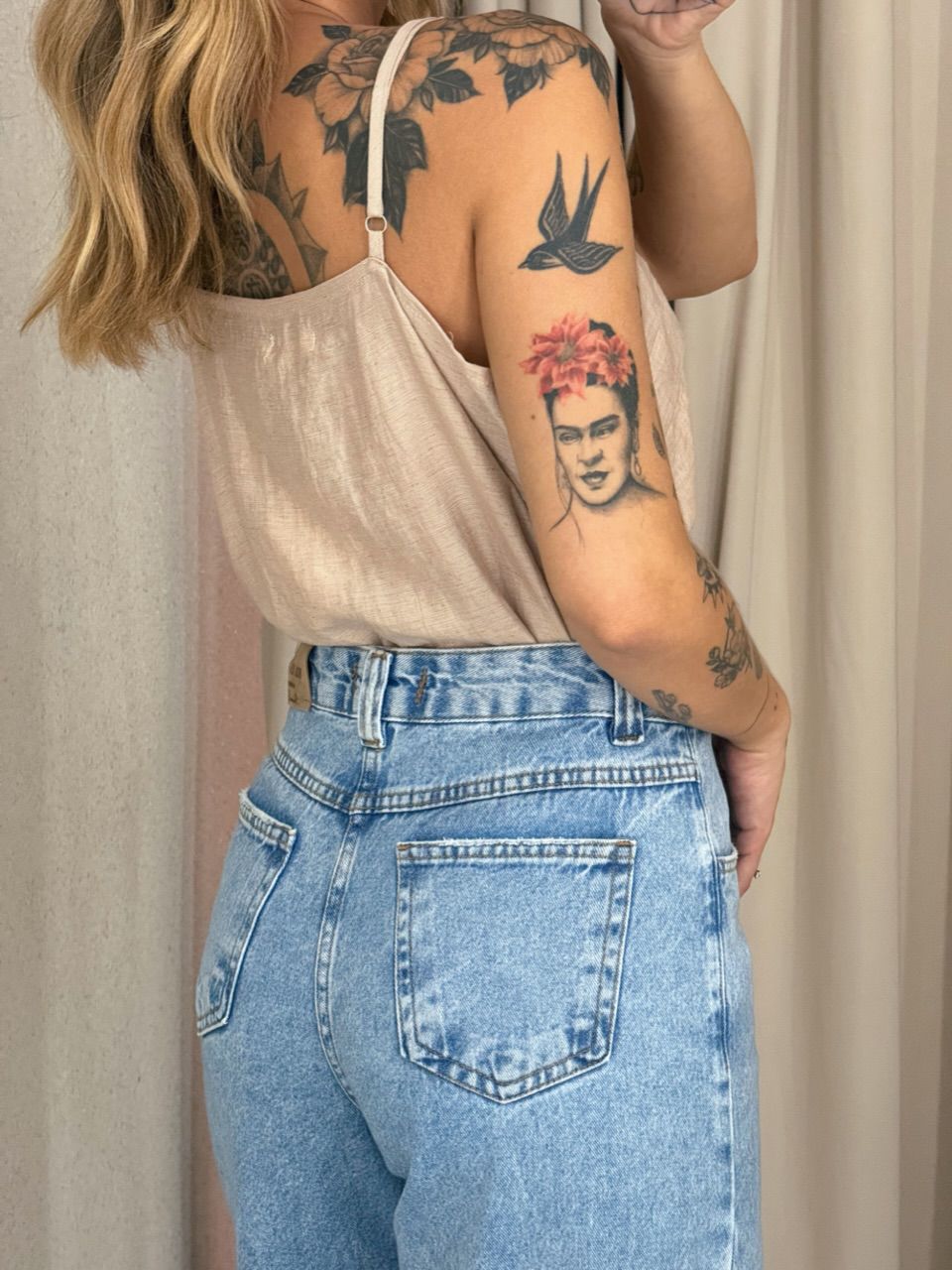BLUSA VIVIANE ALÇA NUDE