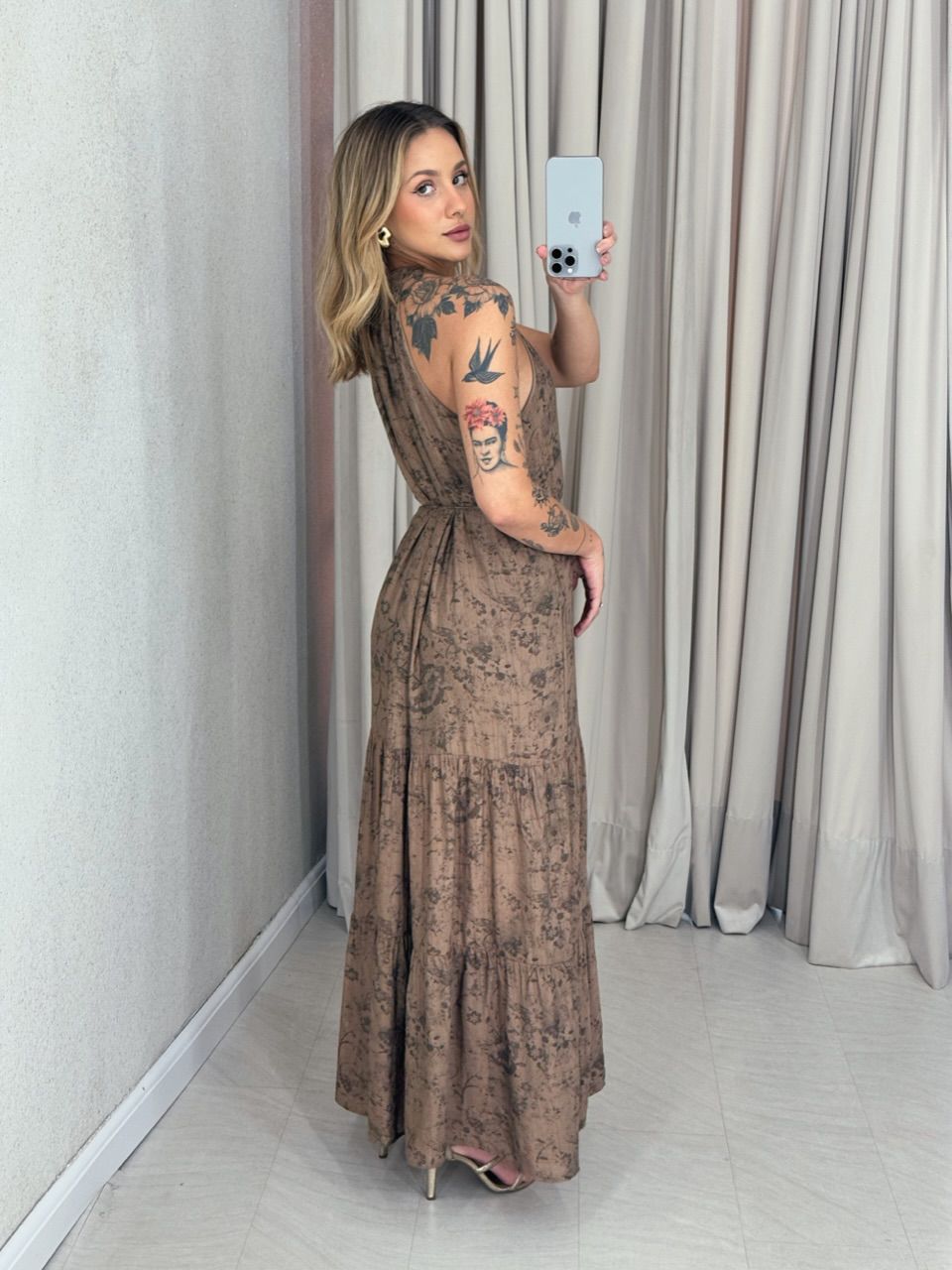VESTIDO KARINA LONGO MARROM