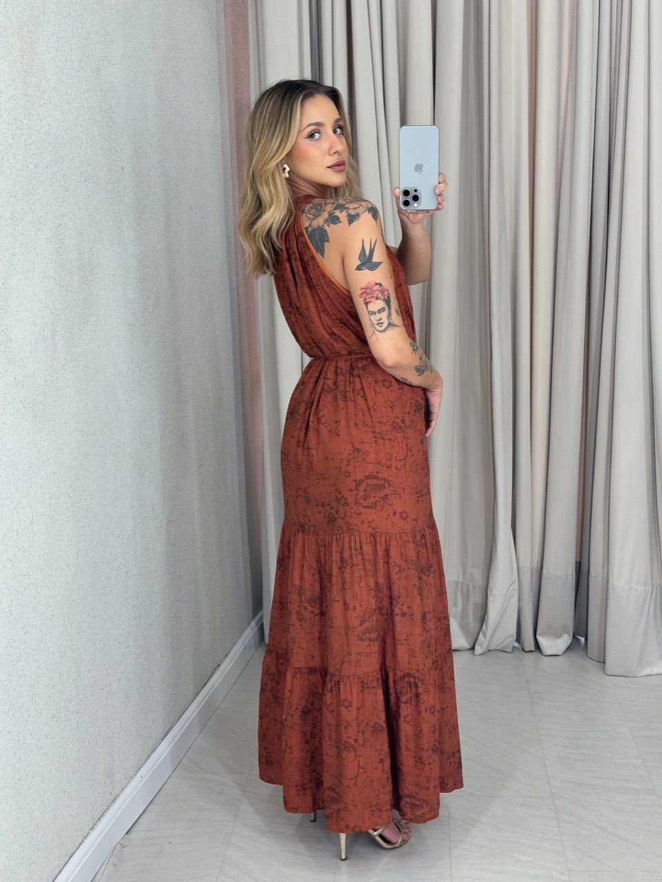 VESTIDO KARINA LONGO TERRA COTA 