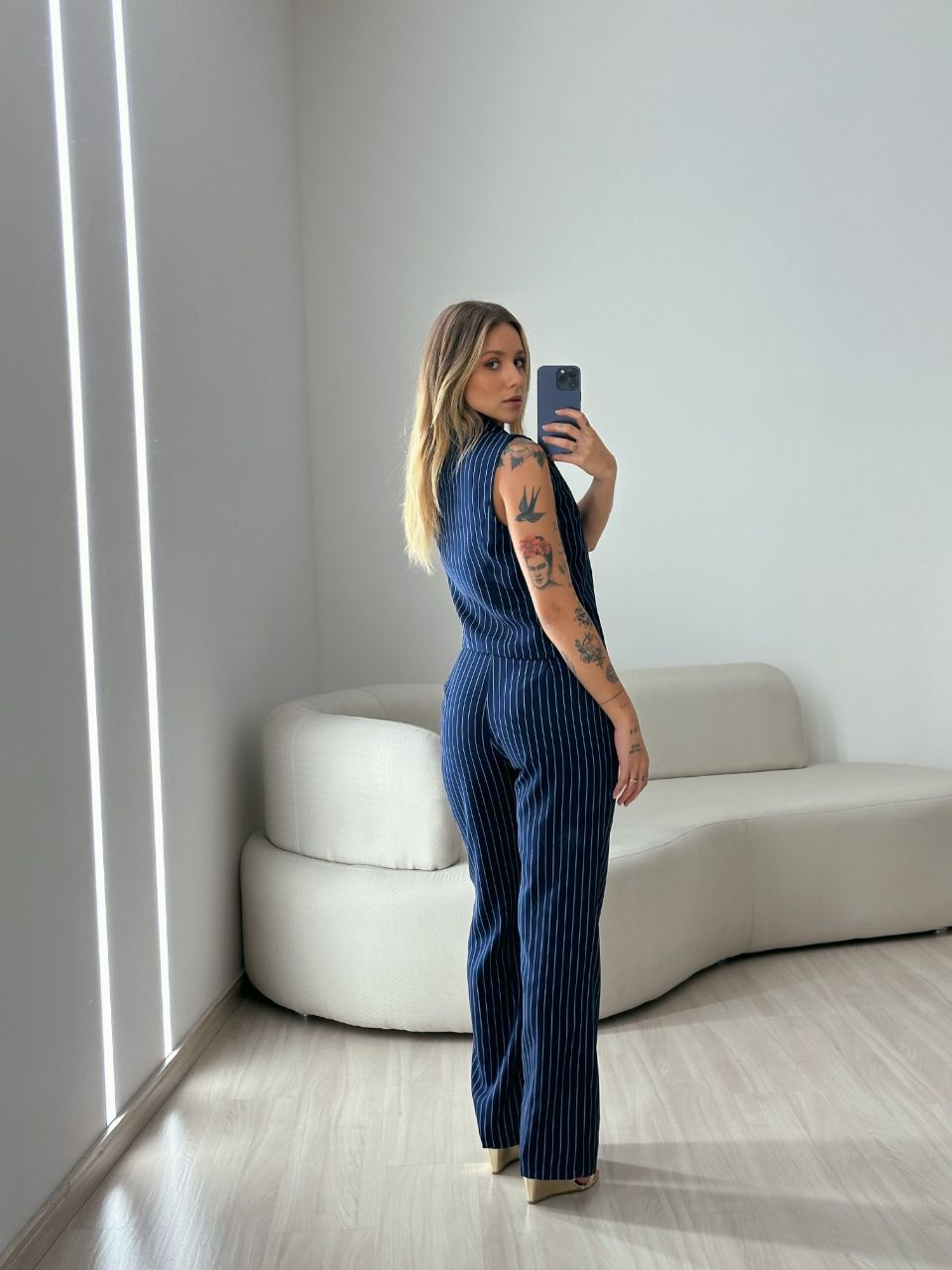 CONJUNTO ISA COLETE CALÇA MARINHO