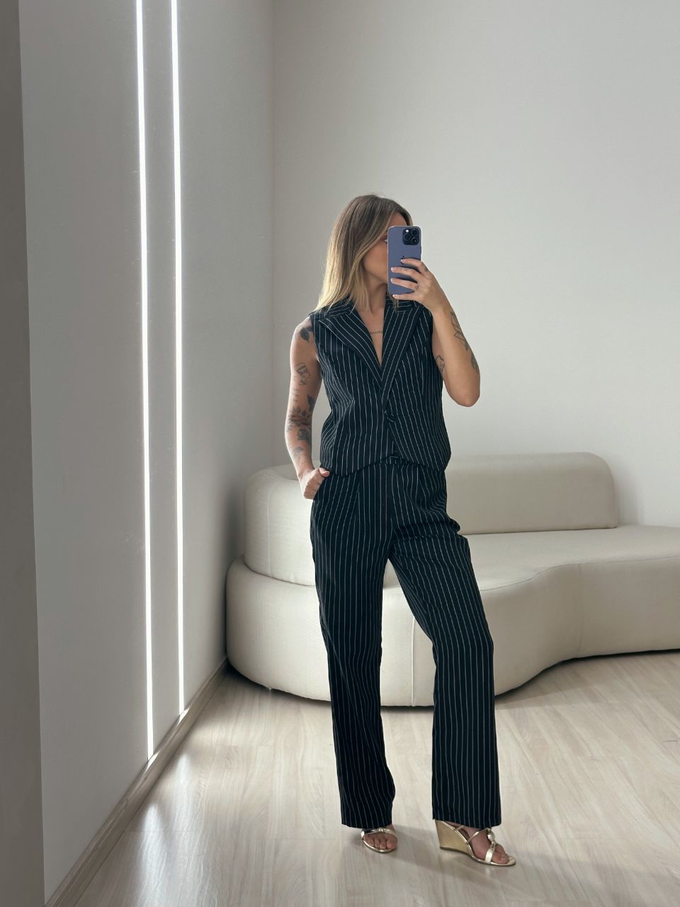 CONJUNTO ISA COLETE CALÇA PRETO