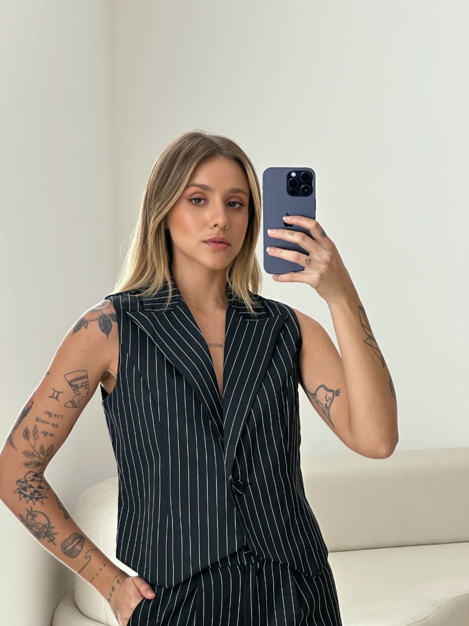 CONJUNTO ISA COLETE CALÇA PRETO