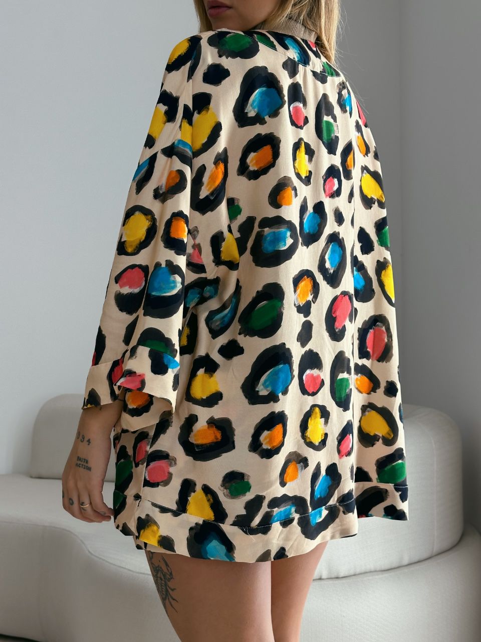 CONJUNTO ONÇA KIMONO COLORS