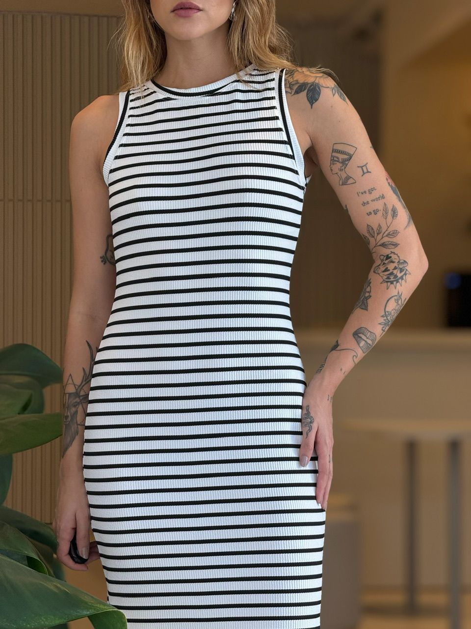 VESTIDO ANA VITÓRIA LISTRADO OFF LISTRA FINA