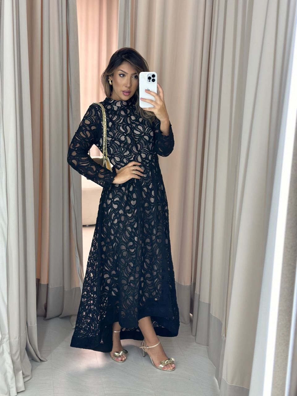 VESTIDO MANGA RENDA PRETO
