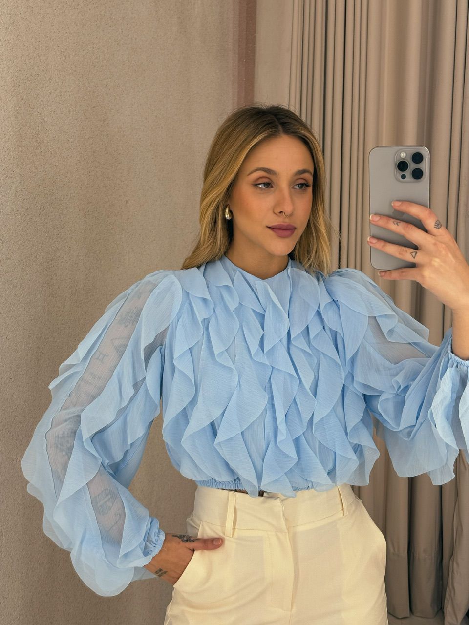 BLUSA FLÁVIA BABADO VERTICAL BABY BLUE