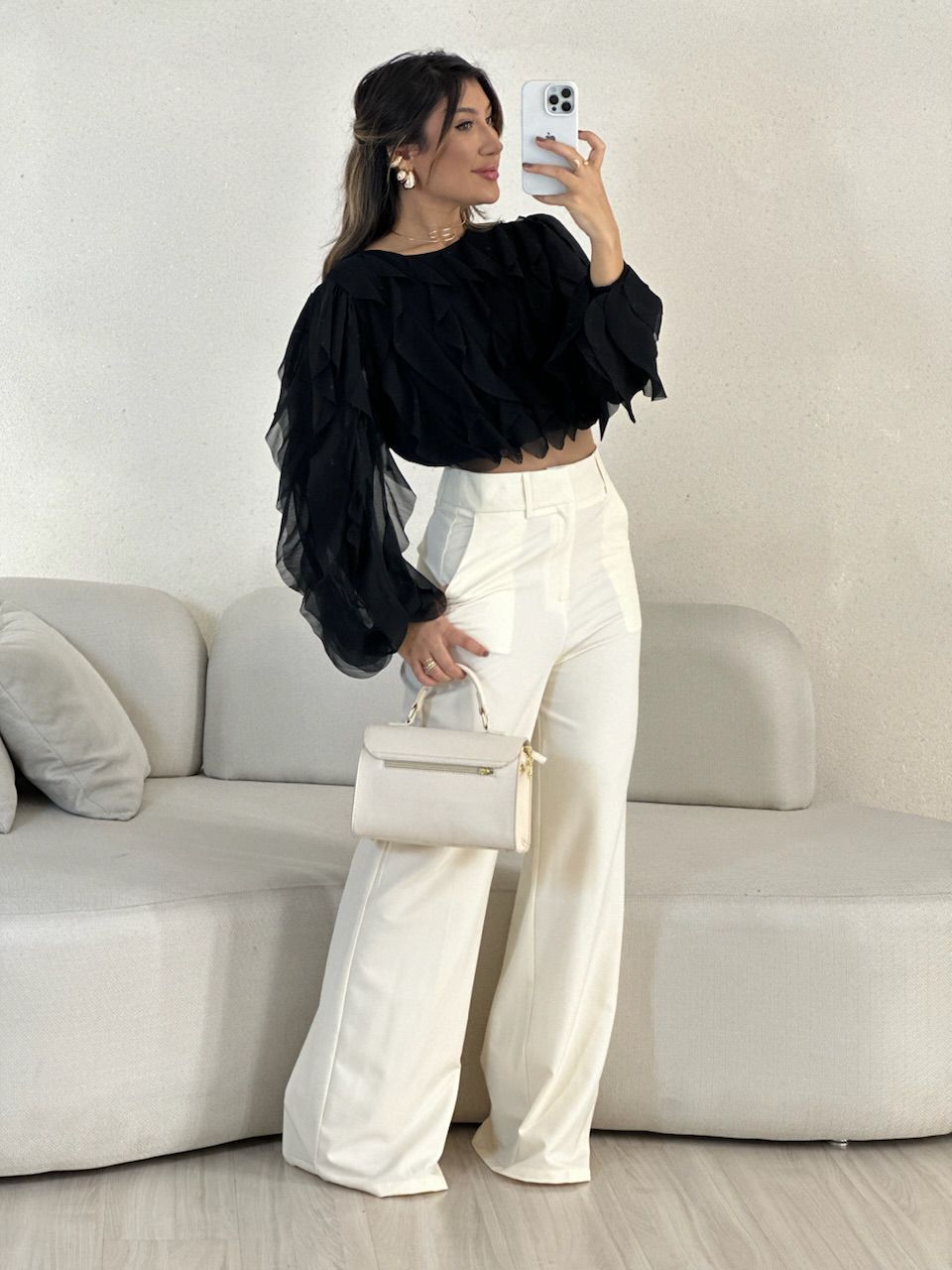 BLUSA FLÁVIA BABADO VERTICAL PRETO