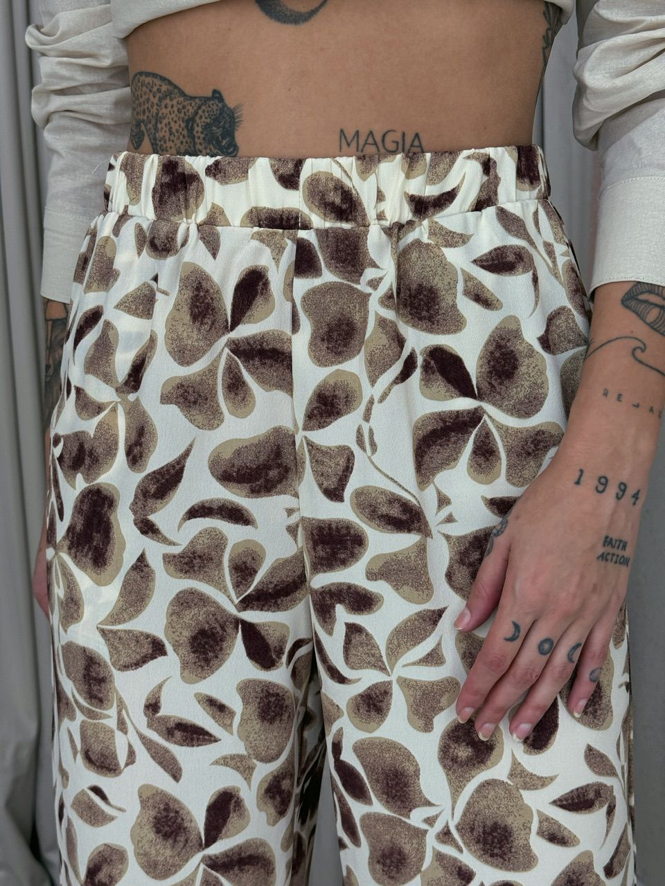 CALÇA MARÍLIA ESTAMPADA NUDE