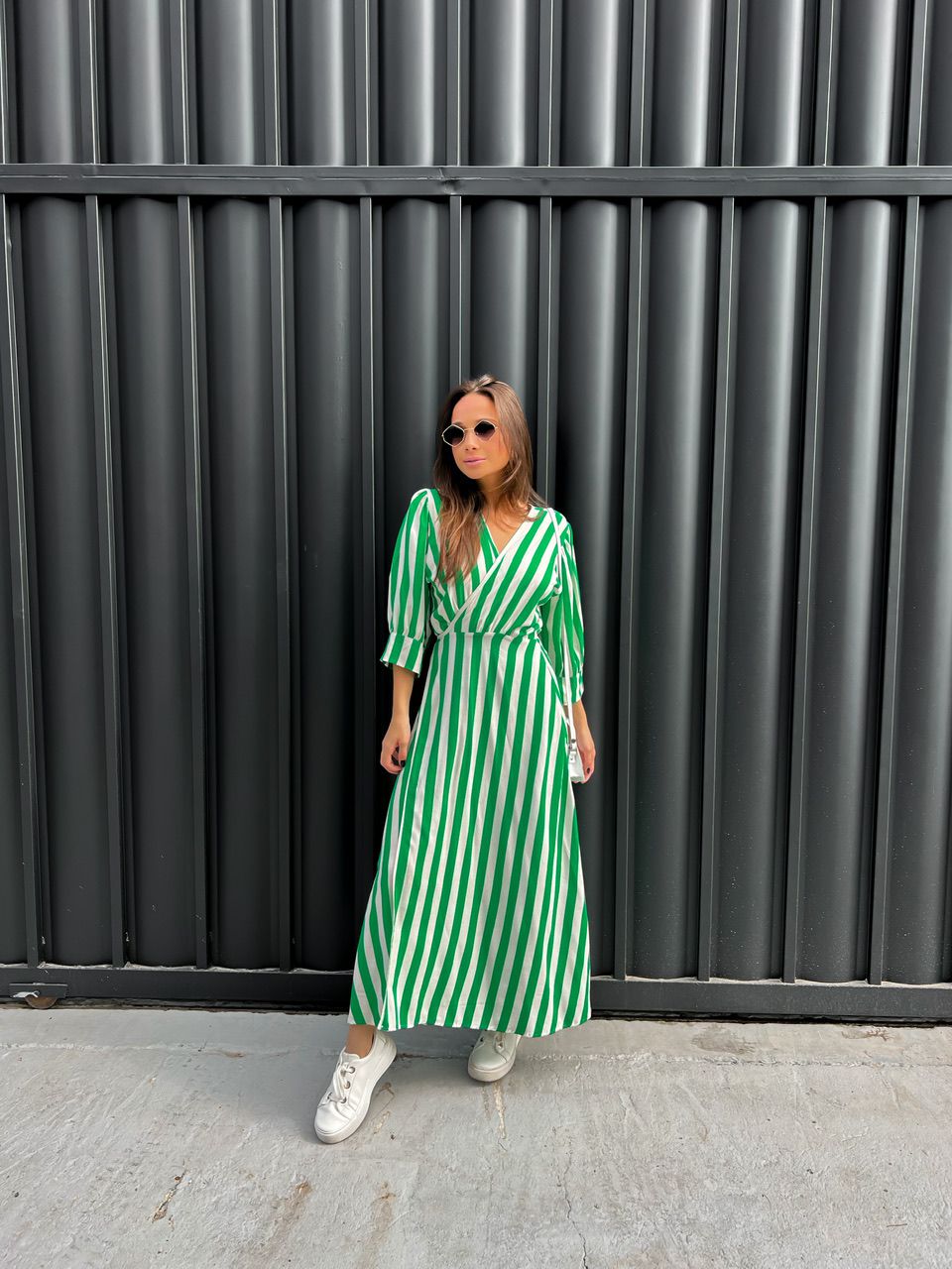 VESTIDO BIA ENVELOPE LISTRADO VERDE