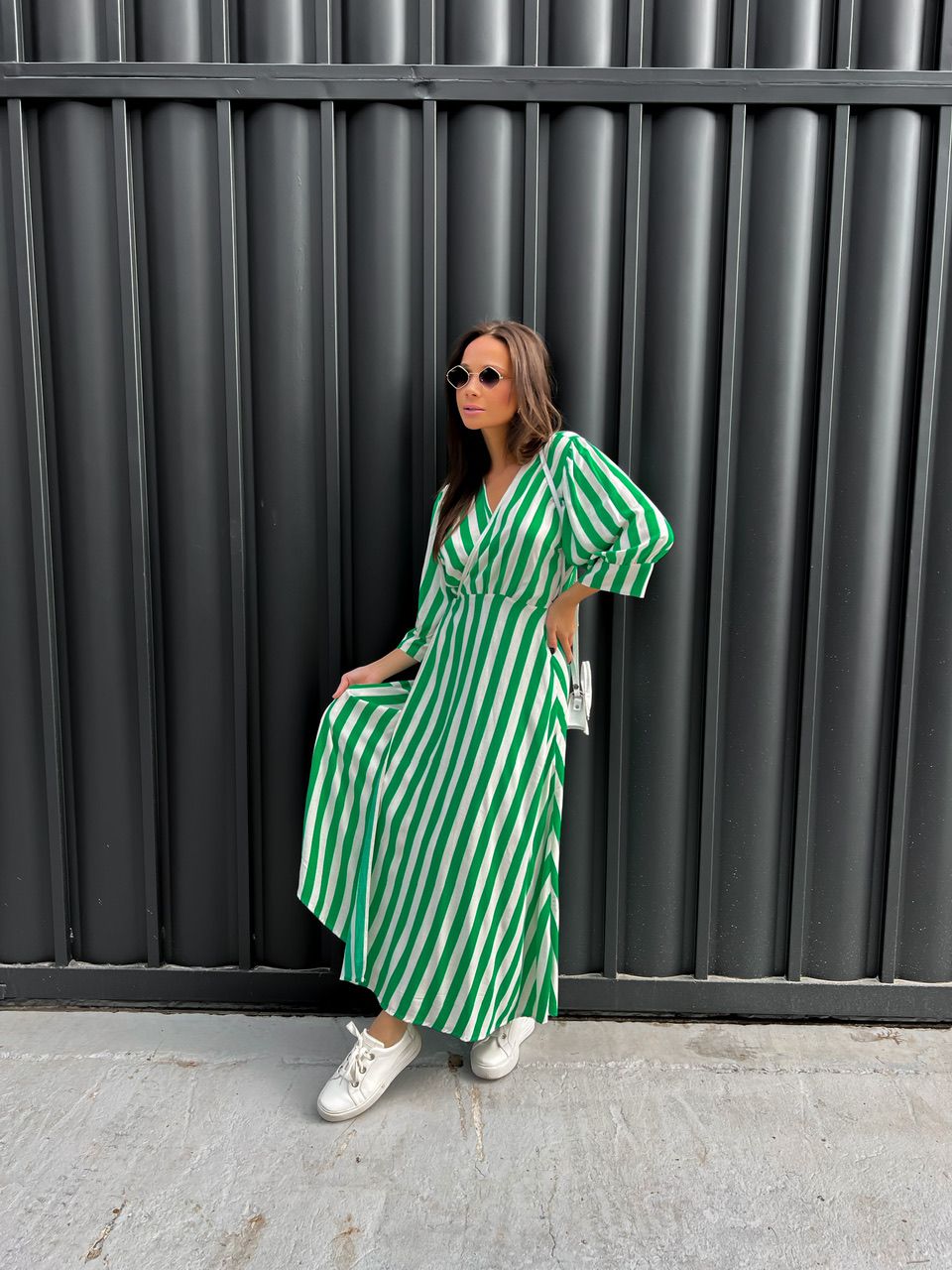 VESTIDO BIA ENVELOPE LISTRADO VERDE