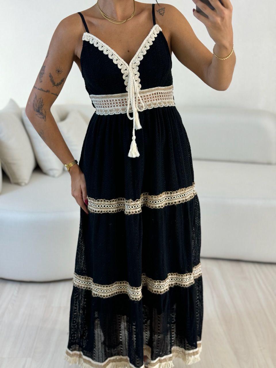 VESTIDO KAREN CROCHÊ PRETO