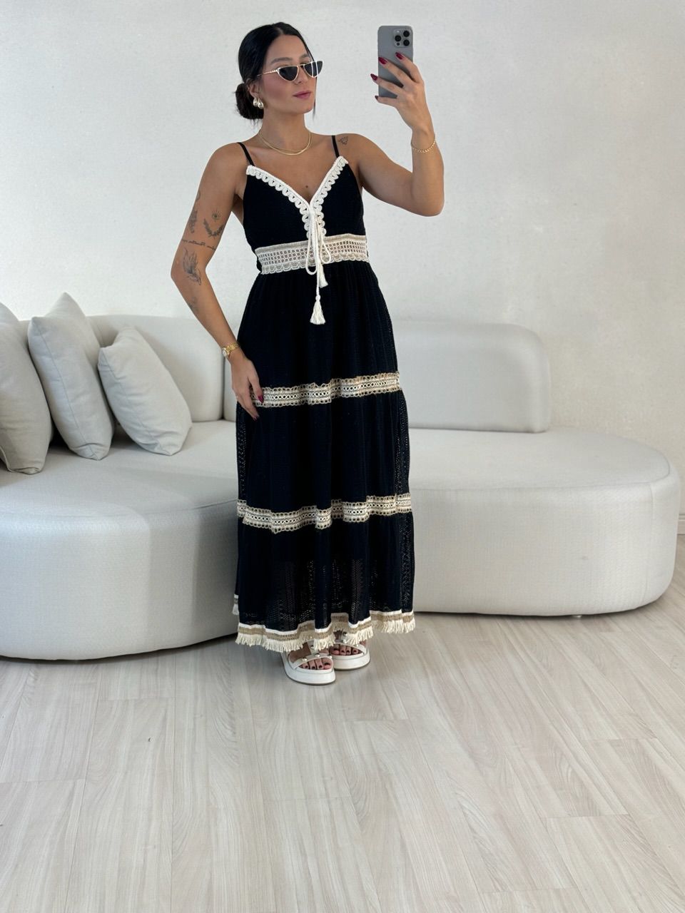 VESTIDO KAREN CROCHÊ PRETO