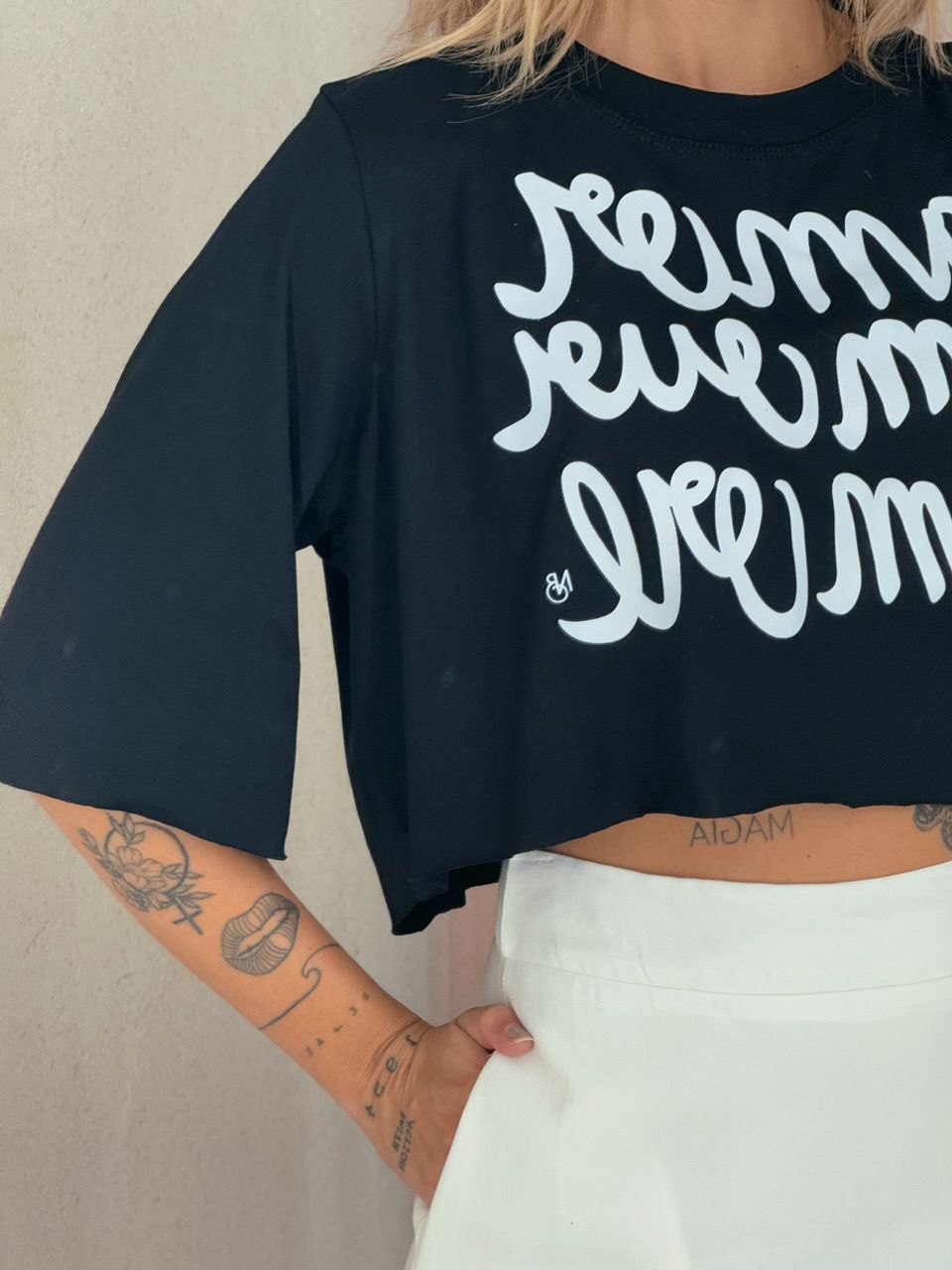 CROPPED AMOR AM preto