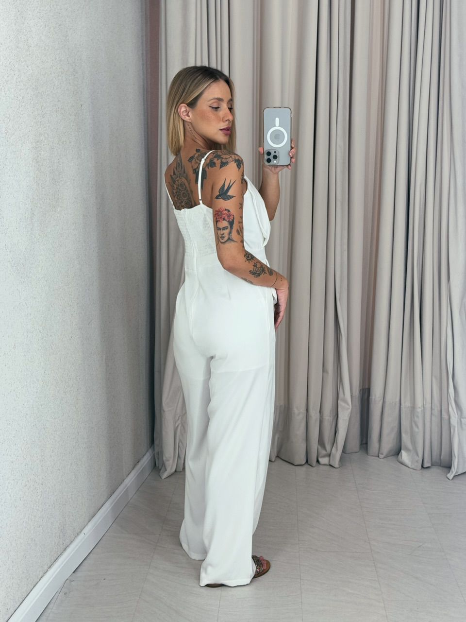 MACACÃO LUCIANA ALÇA OFF